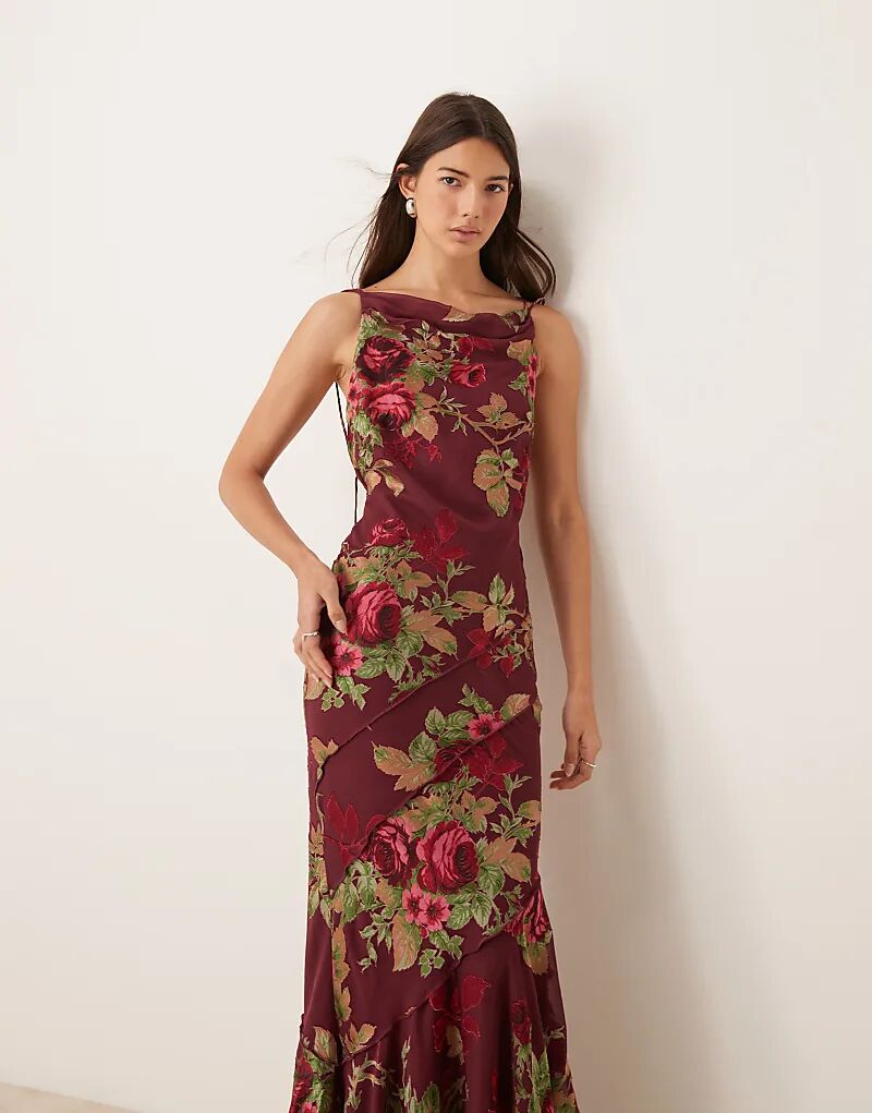 Платье макси ASOS DESIGN с воротником-хомутиком и косым кроем, бордовый цветочный выжженный принт
Платье макси ASOS DESIGN с воротником-хомутиком и косым кроем, бордовый цветочный выжженный принт
