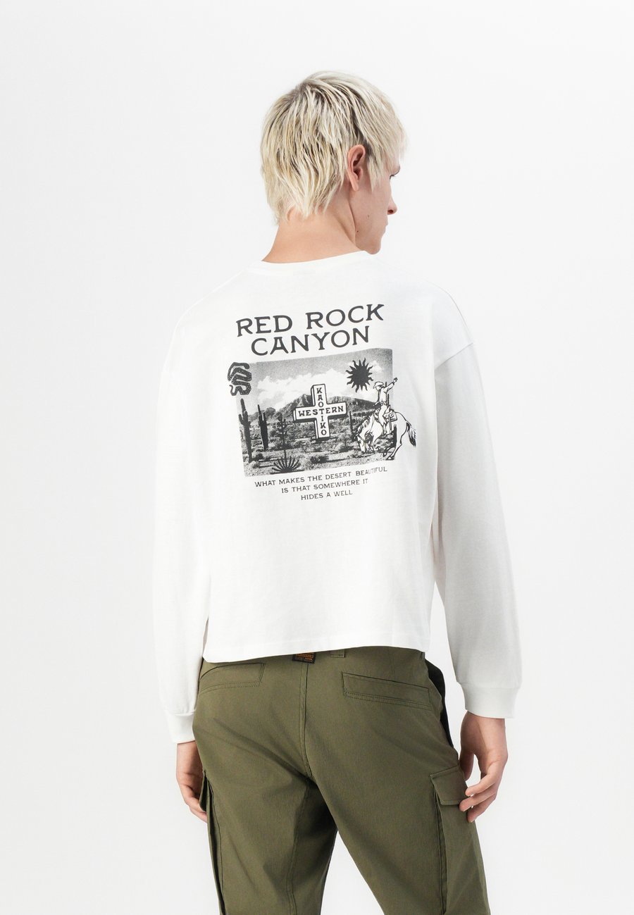 Топ Kaotiko RED ROCK CANYON UNISEX, White/Grey
Топ Kaotiko RED ROCK CANYON UNISEX, White/Grey