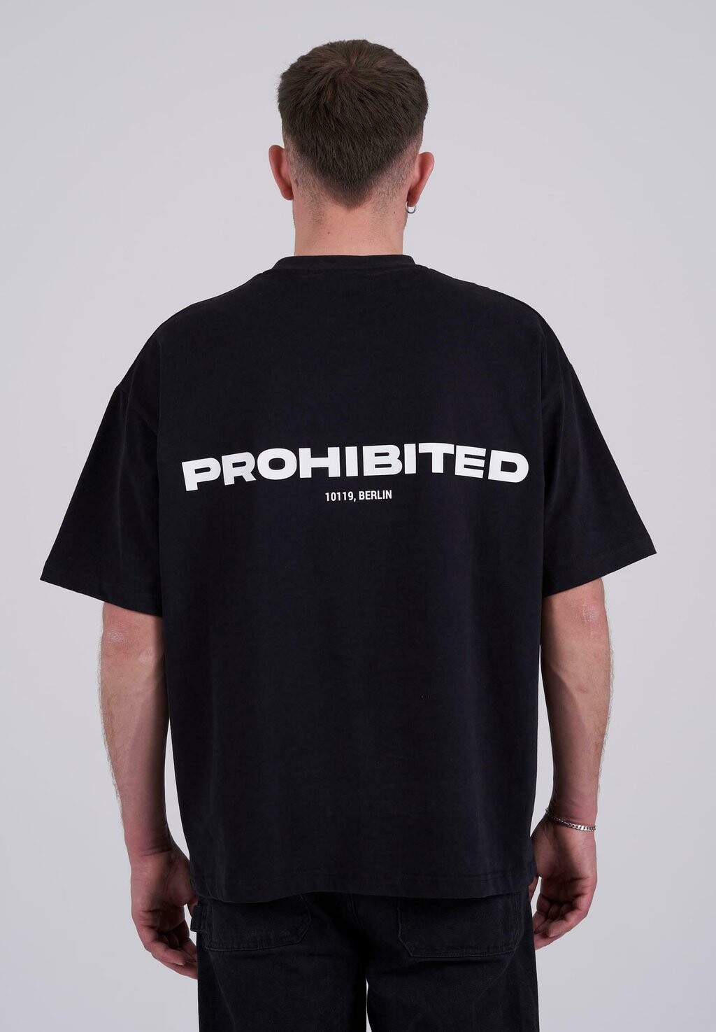 Футболка с принтом PROHIBITED, цвет black
Футболка с принтом PROHIBITED, цвет black