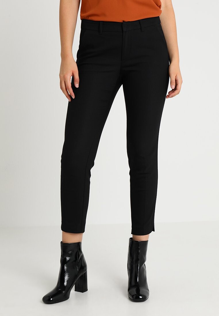Брюки SHAPE ANKLE s.Oliver, черный
Брюки SHAPE ANKLE s.Oliver, черный