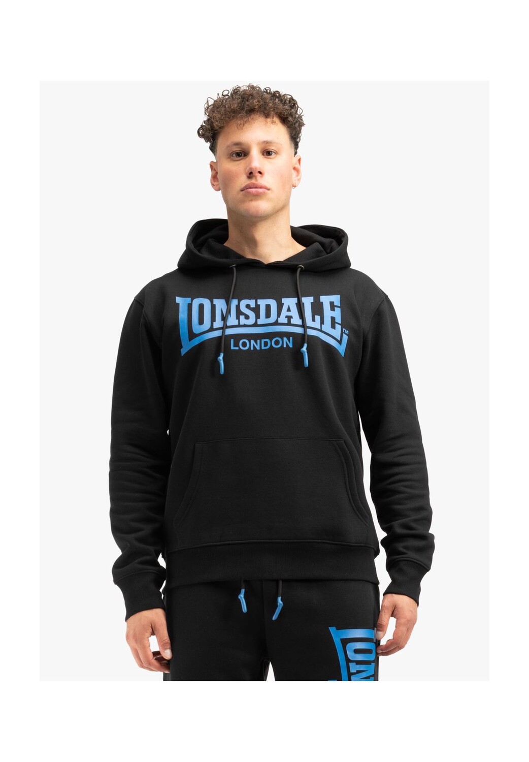 Мужская толстовка с капюшоном обычного кроя CHATSWORTH LONSDALE, черно-синий
Мужская толстовка с капюшоном обычного кроя CHATSWORTH LONSDALE, черно-синий