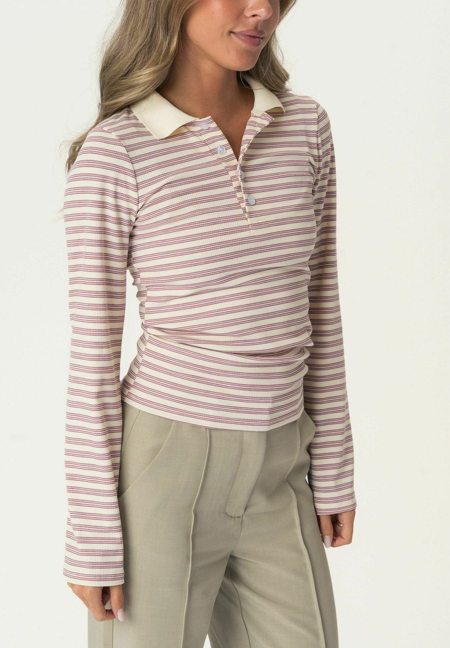 Поло BY IC LIVAIC, Purple
Поло BY IC LIVAIC, Purple