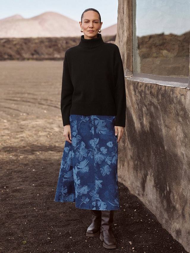 Джинсовая миди-юбка с принтом мелом Whistles, Blue
Джинсовая миди-юбка с принтом мелом Whistles, Blue