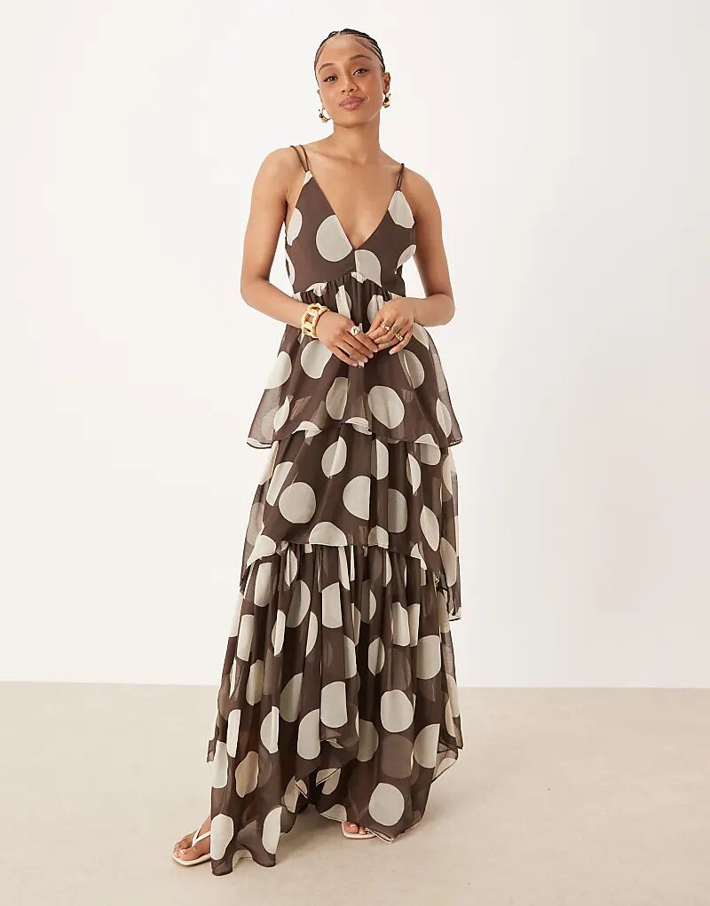 Длинное платье ASOS DESIGN с глубоким декольте, открытой спиной и принтом в коричневый горошек
Длинное платье ASOS DESIGN с глубоким декольте, открытой спиной и принтом в коричневый горошек