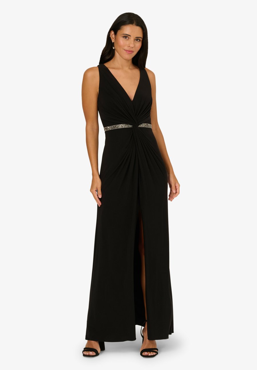 Платье Adrianna Papell DRAPED GOWN, Schwarz/Black
Платье Adrianna Papell DRAPED GOWN, Schwarz/Black