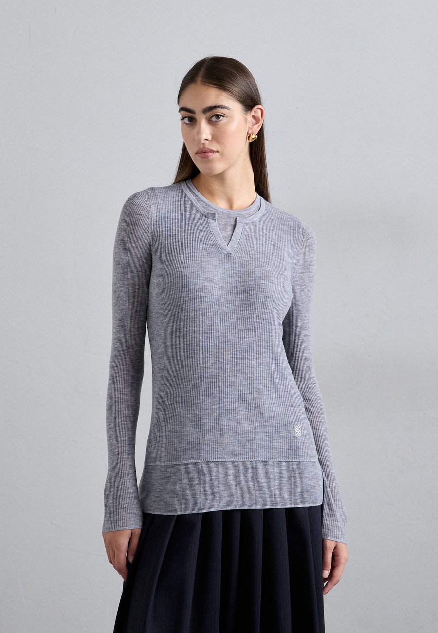Джемпер sandro Jumper, Gris/Grey
Джемпер sandro Jumper, Gris/Grey