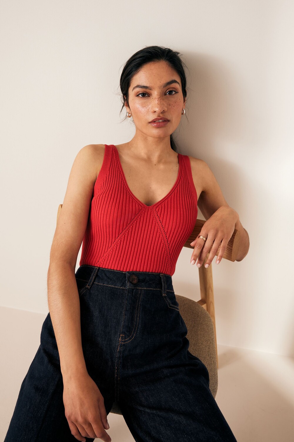 Футболка без рукавов в рубчик Next, красный
Футболка без рукавов в рубчик Next, красный