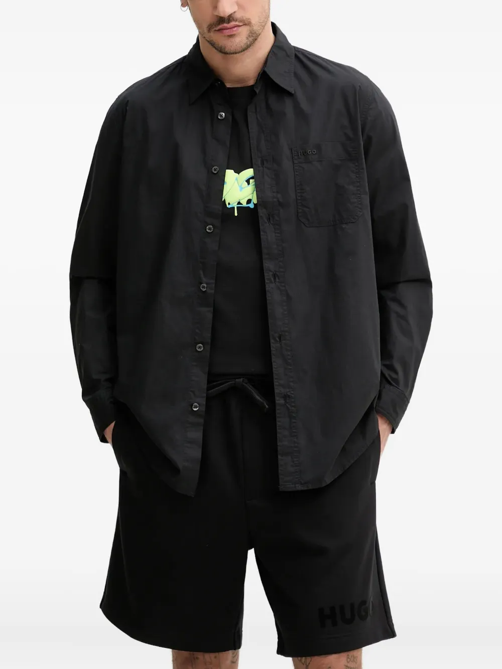 Рубашка с вышитым логотипом HUGO, черный
Рубашка с вышитым логотипом HUGO, черный