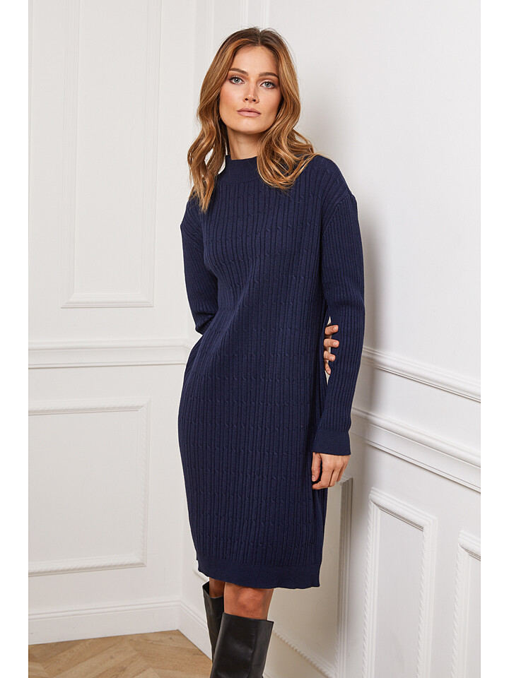 Платье So Cachemire Strick Doumbia, темно-синий
Платье So Cachemire Strick Doumbia, темно-синий