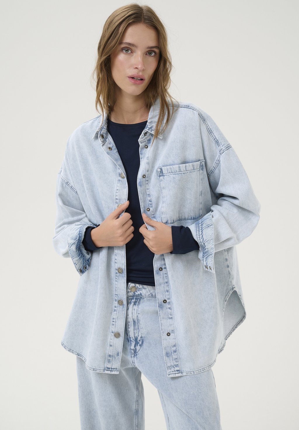 Рубашка MALO My Essential Wardrobe, светло-голубой
Рубашка MALO My Essential Wardrobe, светло-голубой