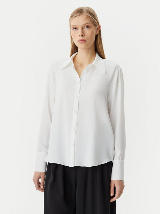 Рубашка обычного кроя CFC0122916003 Rinascimento, белый
Рубашка обычного кроя CFC0122916003 Rinascimento, белый