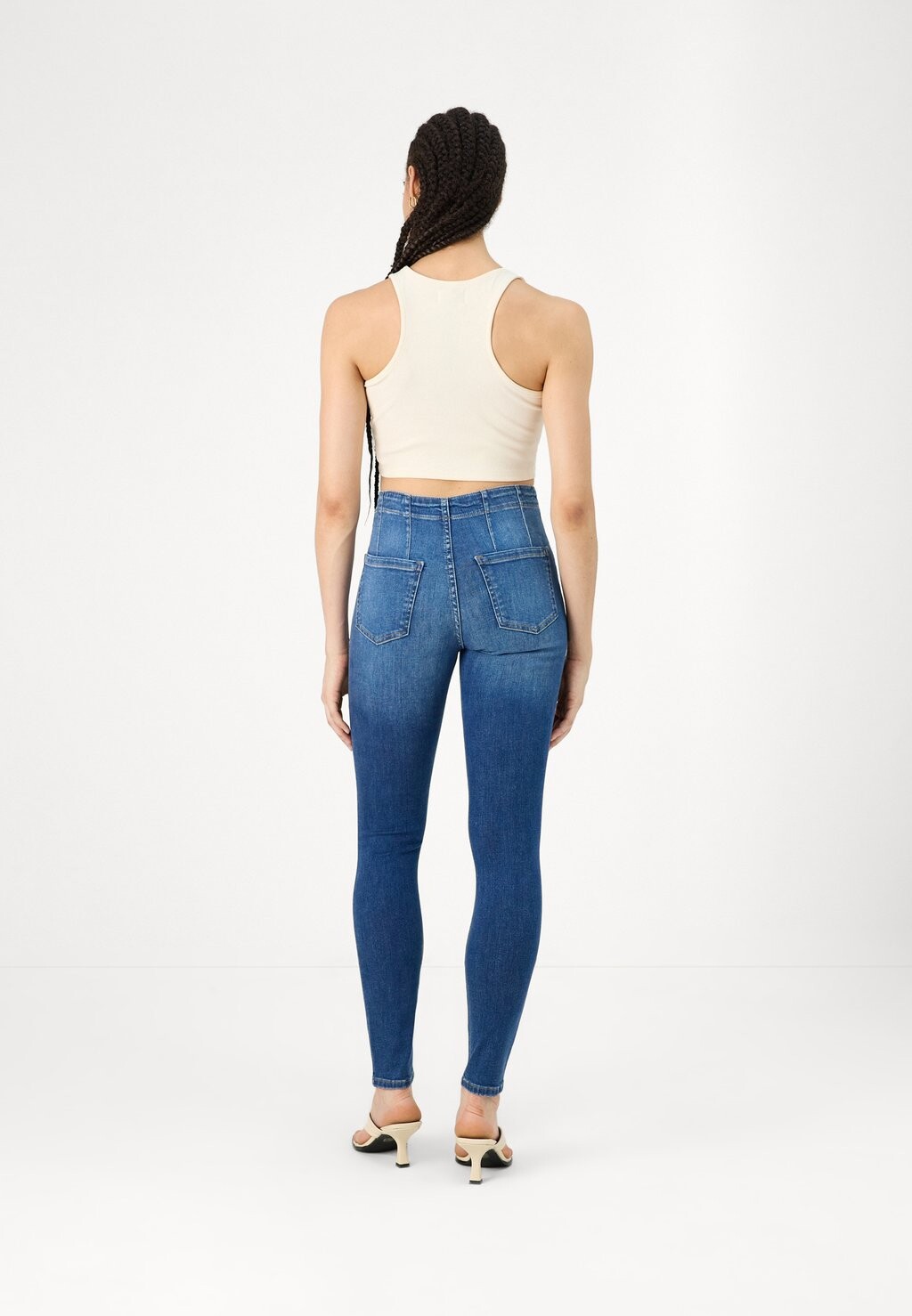 Джинсы облегающие ONLWAUW LANK ONLY, темно-синий деним
Джинсы облегающие ONLWAUW LANK ONLY, темно-синий деним