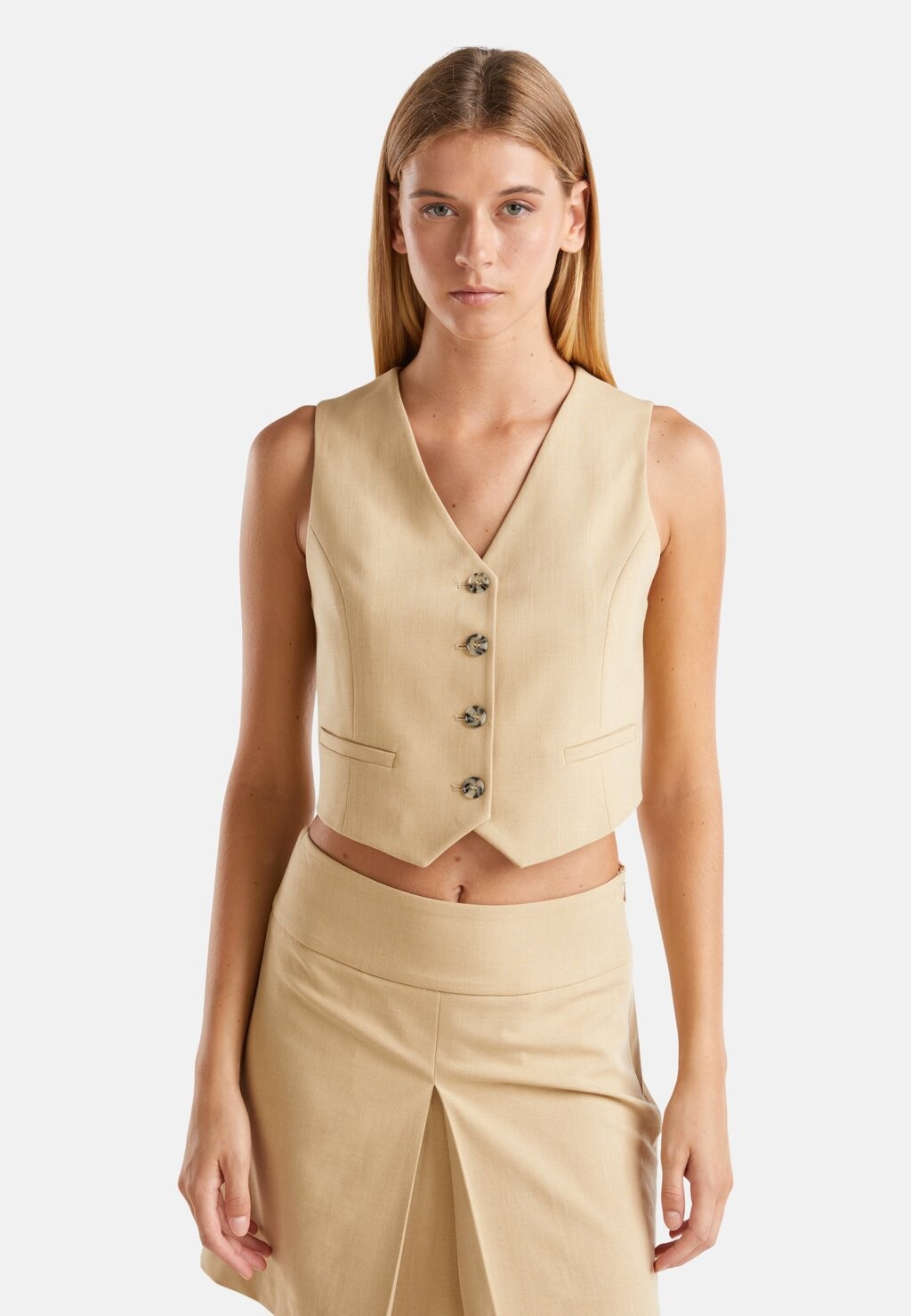 Жилет SLEEVELESS V-NECK WELT FRONT POCKETS BUTTON FASTENING United Colors of Benetton, бежевый
Жилет SLEEVELESS V-NECK WELT FRONT POCKETS BUTTON FASTENING United Colors of Benetton, бежевый