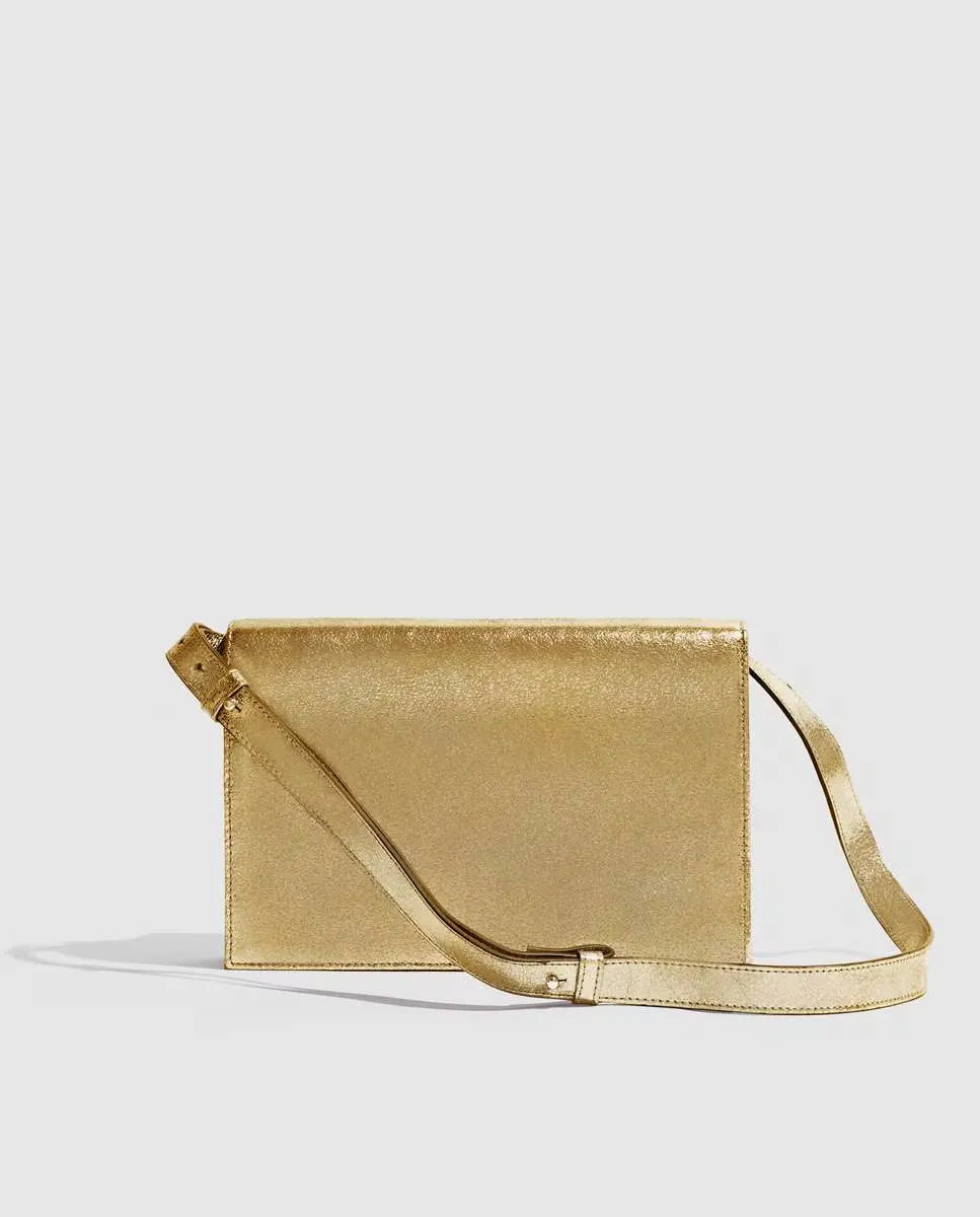 Многопозиционный клатч из яловой кожи золотистого цвета Phialebel, золотой
Многопозиционный клатч из яловой кожи золотистого цвета Phialebel, золотой