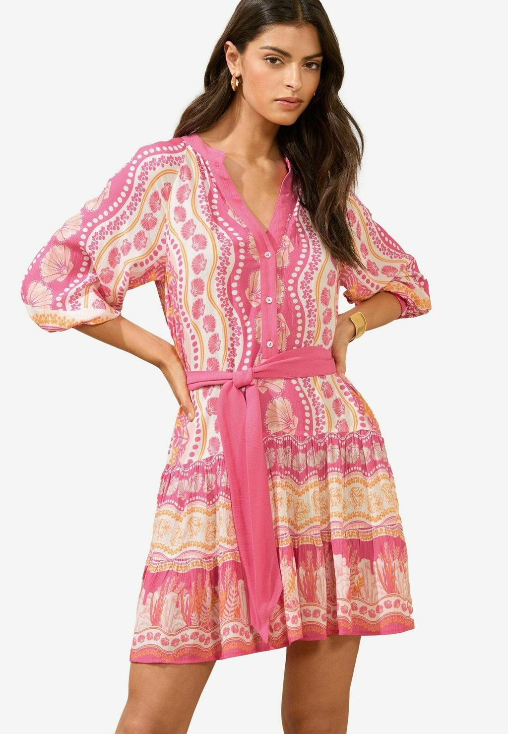 Платье-рубашка REGULAR FIT - 3/4 SLEEVE Lipsy, розовый 
Платье-рубашка REGULAR FIT - 3/4 SLEEVE Lipsy, розовый