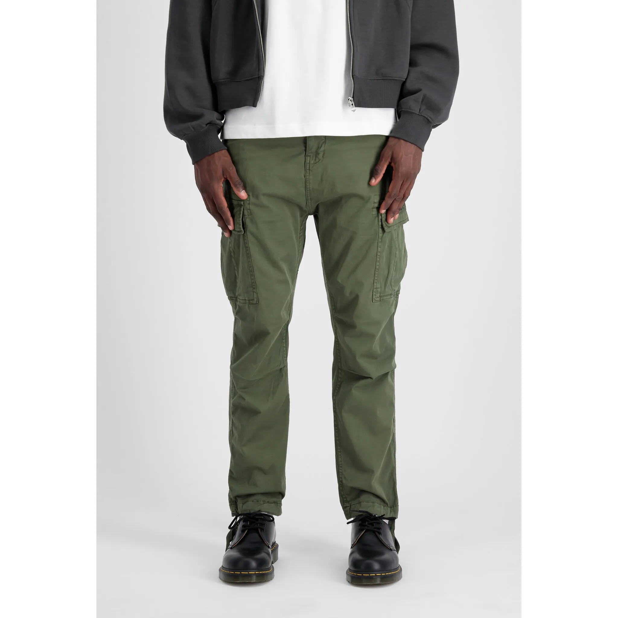 Брюки-карго Alpha Industries " Alpha Industries Мужчины - Брюки Squad Pant", оливковый
Брюки-карго Alpha Industries " Alpha Industries Мужчины - Брюки Squad Pant", оливковый