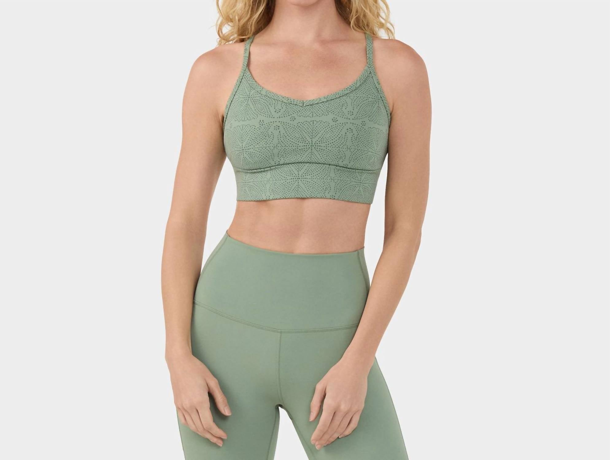 Бюстгальтер Boost в цвете Sage Batik Tavi, Sage Batik
Бюстгальтер Boost в цвете Sage Batik Tavi, Sage Batik