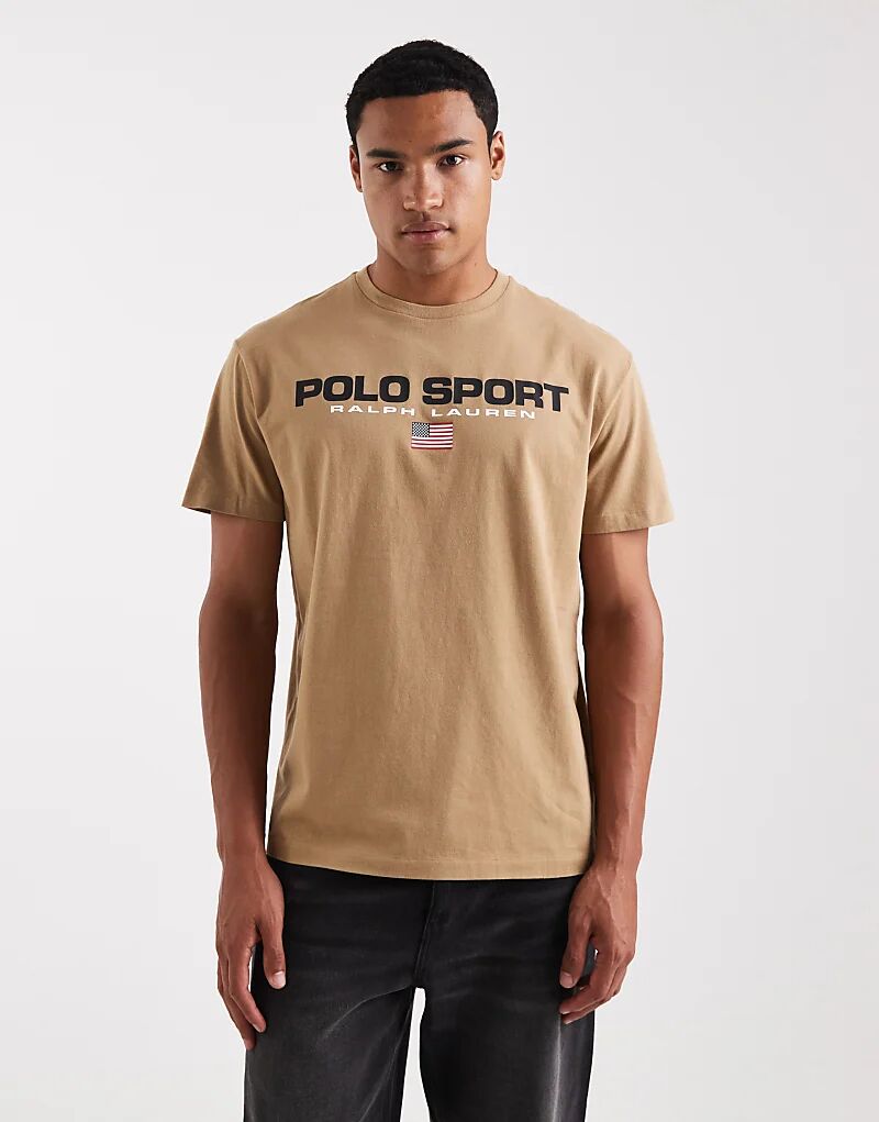 Футболка Polo Ralph Lauren Sport с принтом флага и логотипа на груди, классического кроя, цвета хаки и бежевого цвета
Футболка Polo Ralph Lauren Sport с принтом флага и логотипа на груди, классического кроя, цвета хаки и бежевого цвета