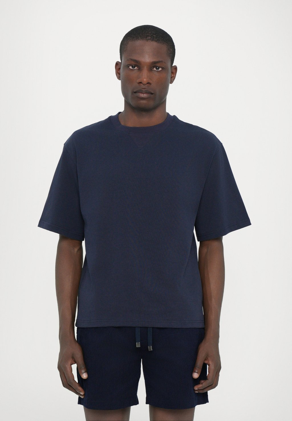 Базовая футболка Essential Collective, темно-синий 
Базовая футболка Essential Collective, темно-синий