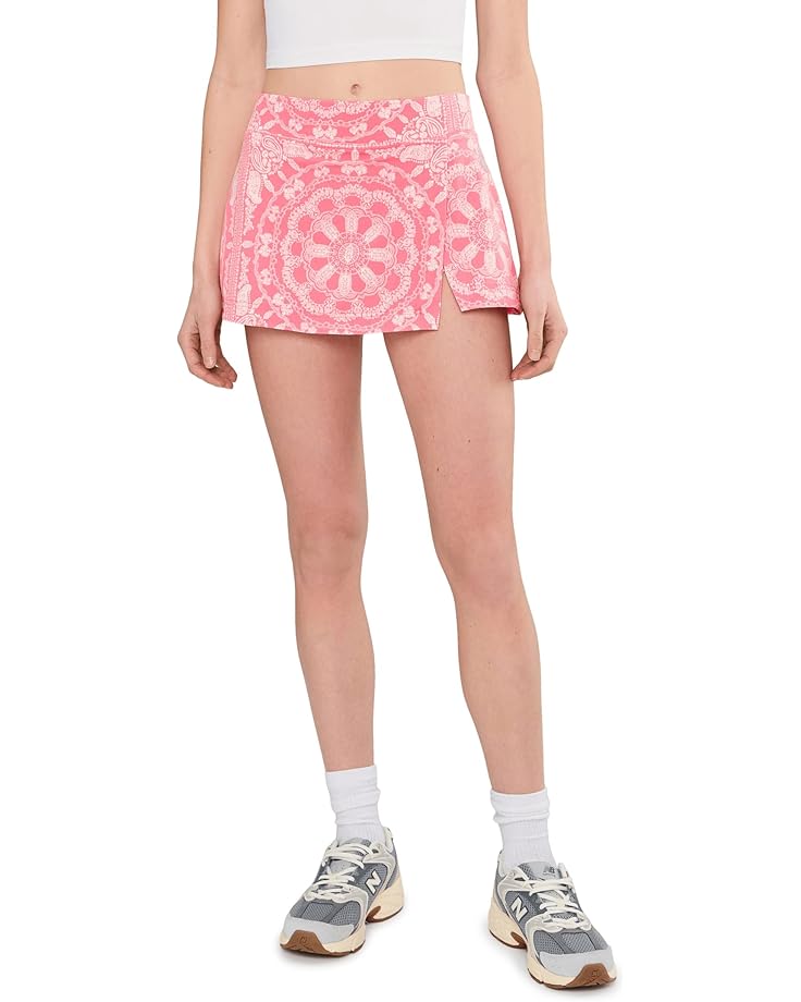 Женская юбка-шорты FP Movement Printed Hot Shot Mini, Bandana Fruit Punch
Женская юбка-шорты FP Movement Printed Hot Shot Mini, Bandana Fruit Punch