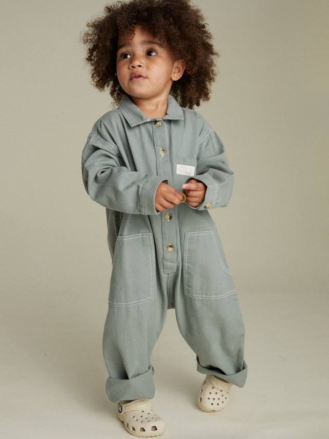 Детский комбинезон из органического хлопка milking it Claude & Co, цвет Sea Green
Детский комбинезон из органического хлопка milking it Claude & Co, цвет Sea Green