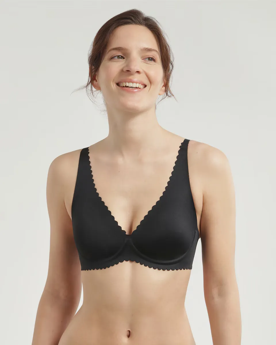 Бюстгальтер на косточках DIM из микрофибры, черный
Бюстгальтер на косточках DIM из микрофибры, черный