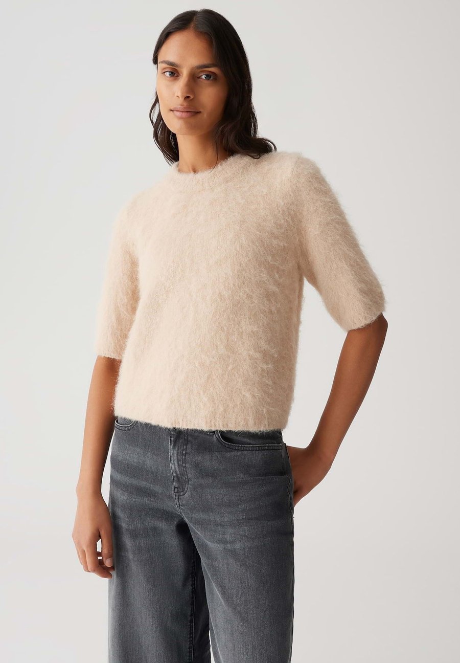 Джемпер OPUS REGULAR FIT BRUSHED TEXTURE, Macadamia/Beige
Джемпер OPUS REGULAR FIT BRUSHED TEXTURE, Macadamia/Beige