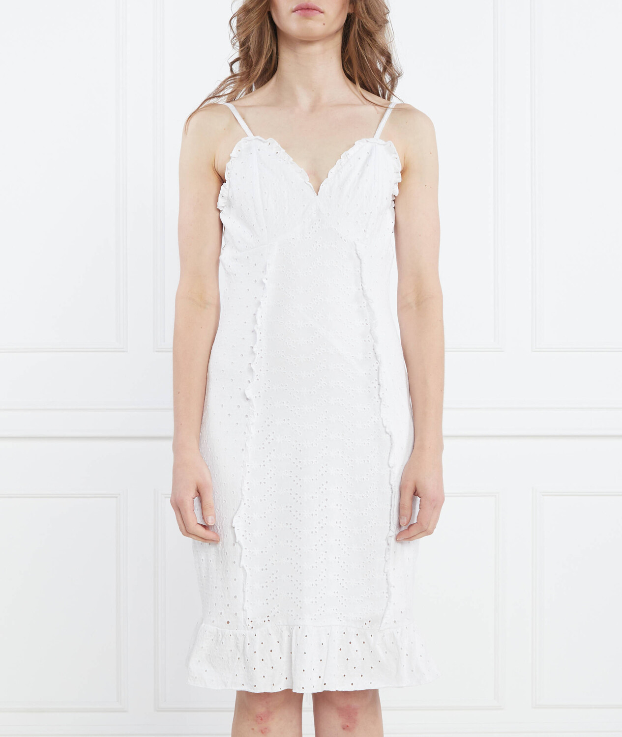 Платье GUESS STRAPS AMAL, белый
Платье GUESS STRAPS AMAL, белый