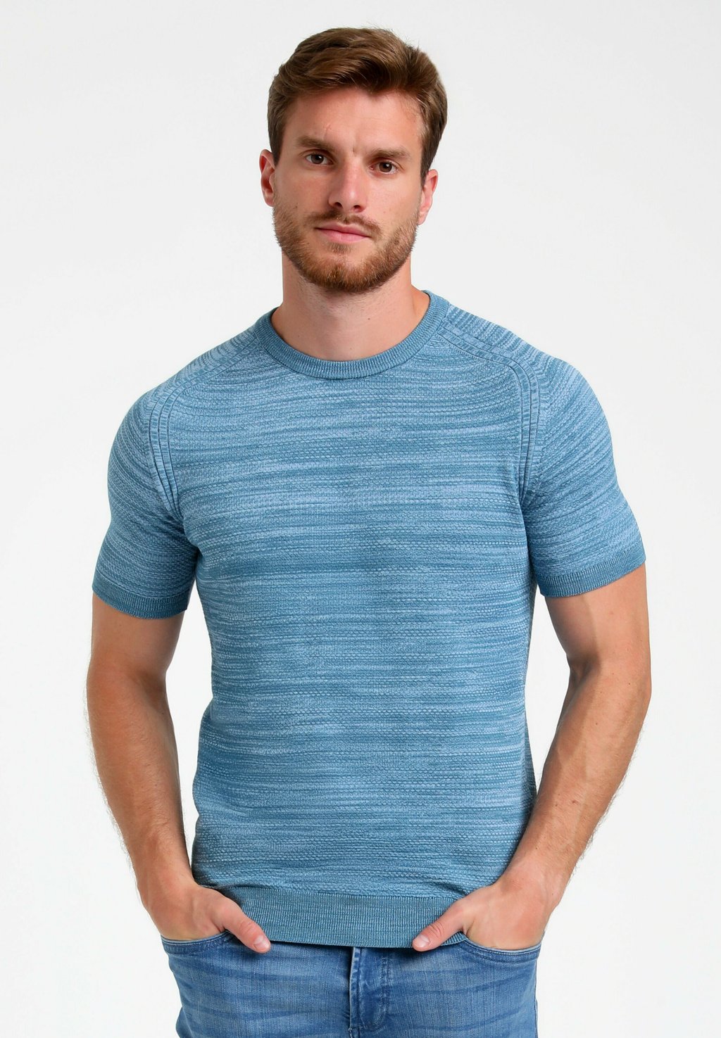 Базовая футболка SHORTSLEEVE ROUND NECK Gabbiano, цвет Petrol 
Базовая футболка SHORTSLEEVE ROUND NECK Gabbiano, цвет Petrol