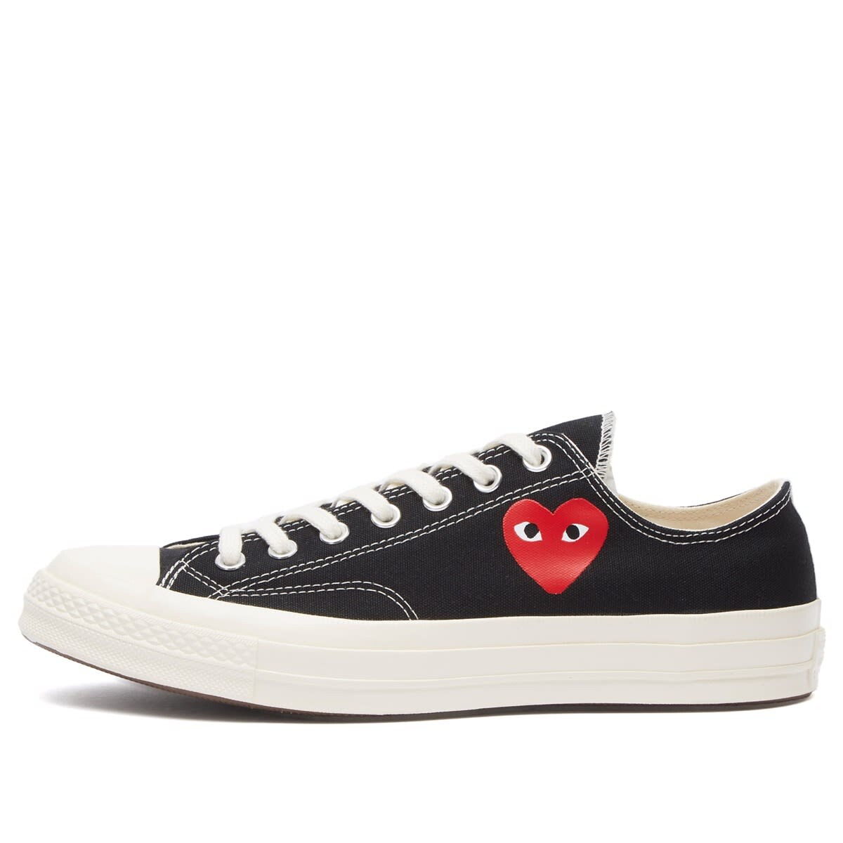 Кроссовки Comme Des Garçons Play X Converse Chuck Taylor Red Heart 197, черный
Кроссовки Comme Des Garçons Play X Converse Chuck Taylor Red Heart 197, черный