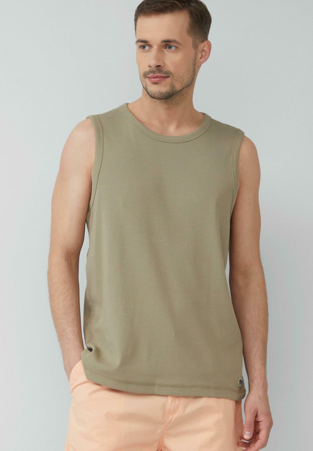 Майка TANK s.Oliver, темно-зеленый
Майка TANK s.Oliver, темно-зеленый