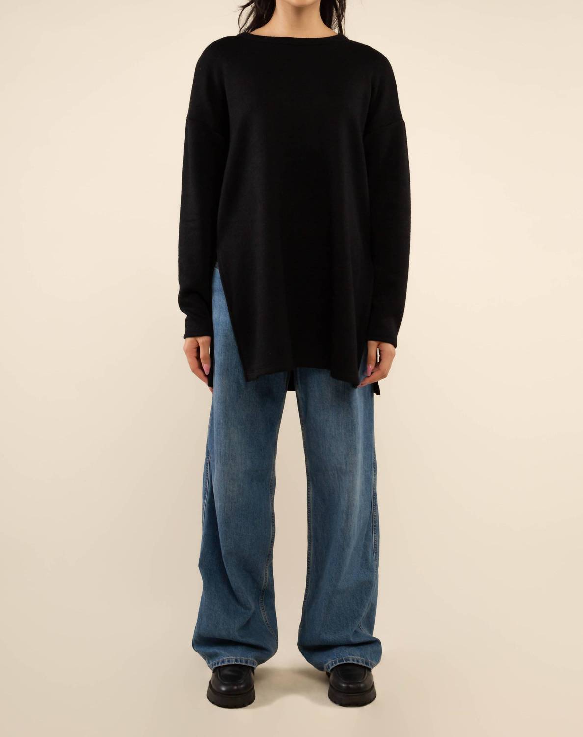 Gia Туника Топ в черном цвете nlt
Gia Туника Топ в черном цвете nlt