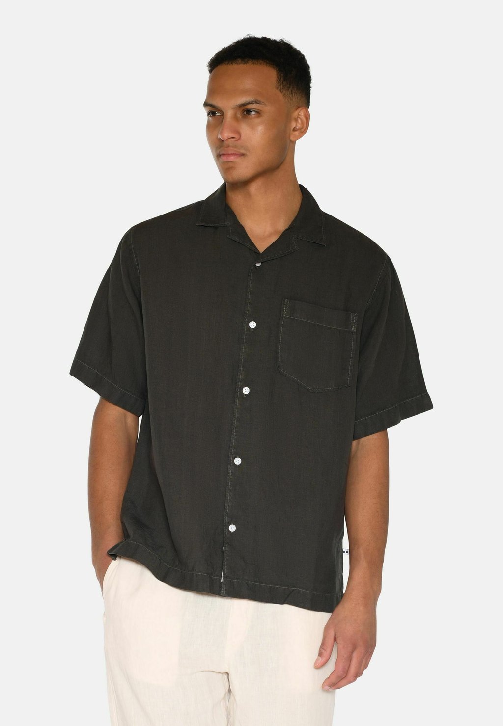 Рубашка HAYDEN Minimum, черный
Рубашка HAYDEN Minimum, черный