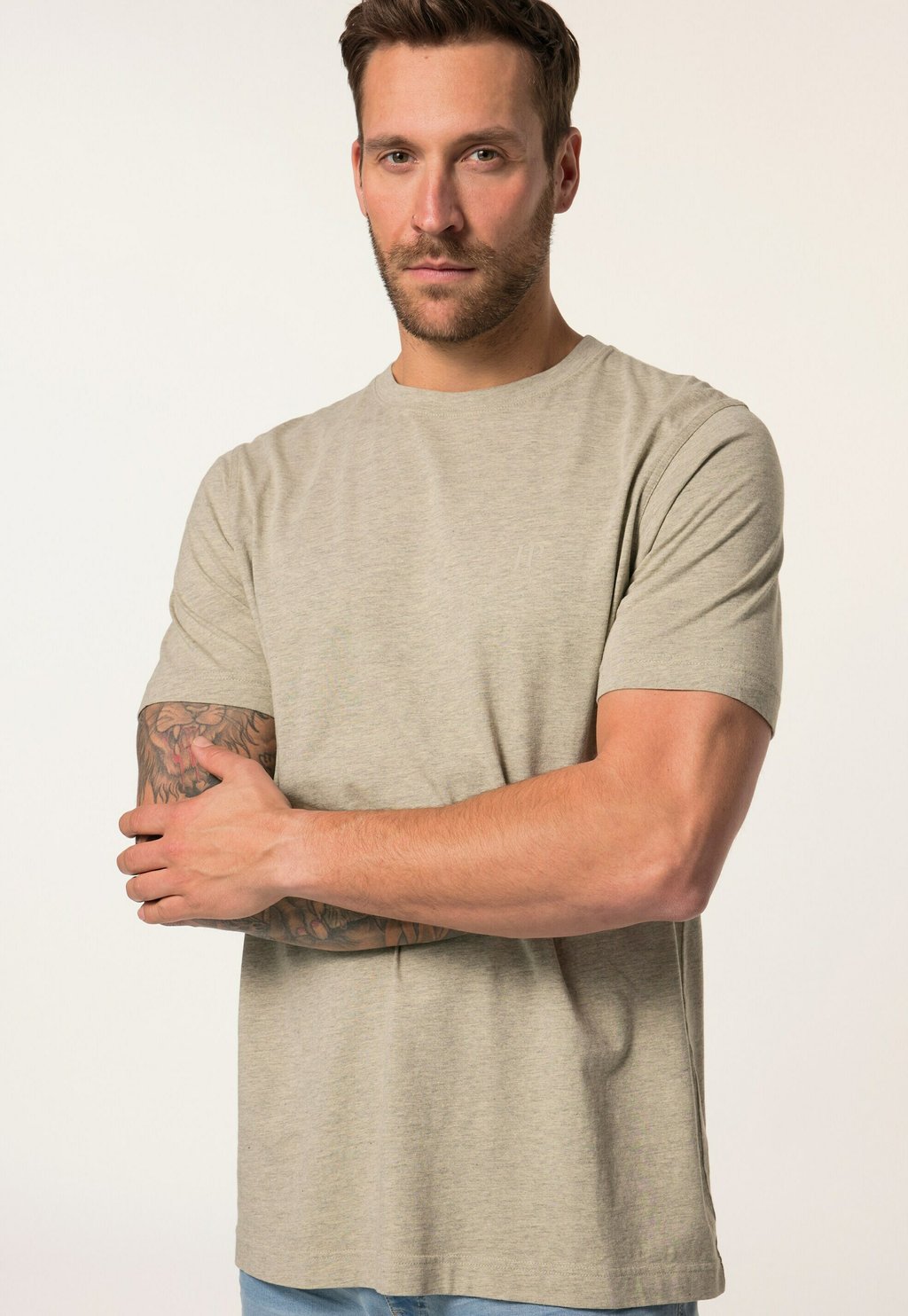 Базовая футболка DOPPELPACK RUNDHALS BEQUEME PASSFORM JP1880, красный
Базовая футболка DOPPELPACK RUNDHALS BEQUEME PASSFORM JP1880, красный