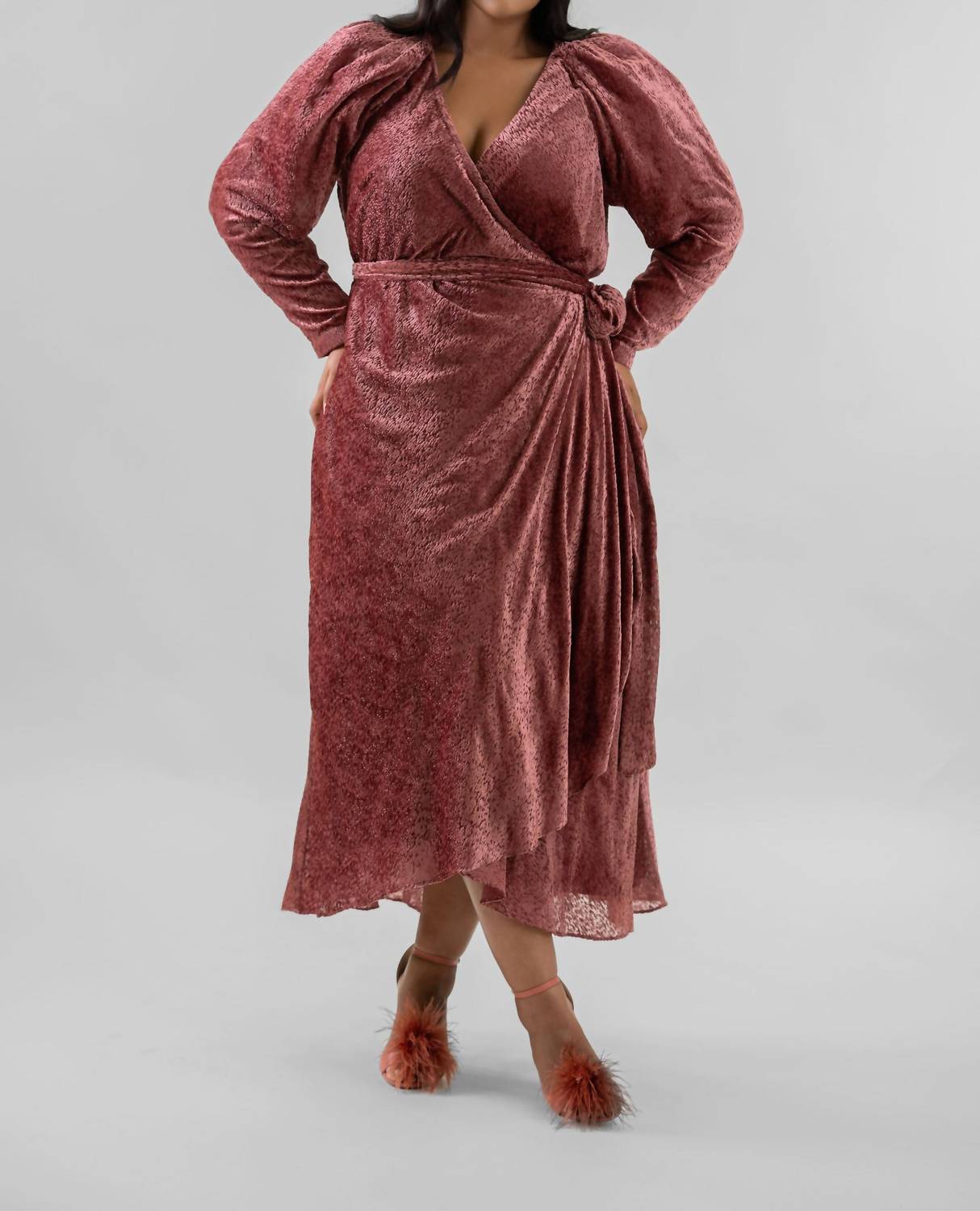 Лоурен Миди платье в розовом Tanya Taylor
Лоурен Миди платье в розовом Tanya Taylor