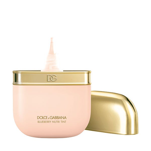 Тональный крем с естественным финишем DOLCE & GABBANA Blueberry Nutri Tint, 1N
Тональный крем с естественным финишем DOLCE & GABBANA Blueberry Nutri Tint, 1N