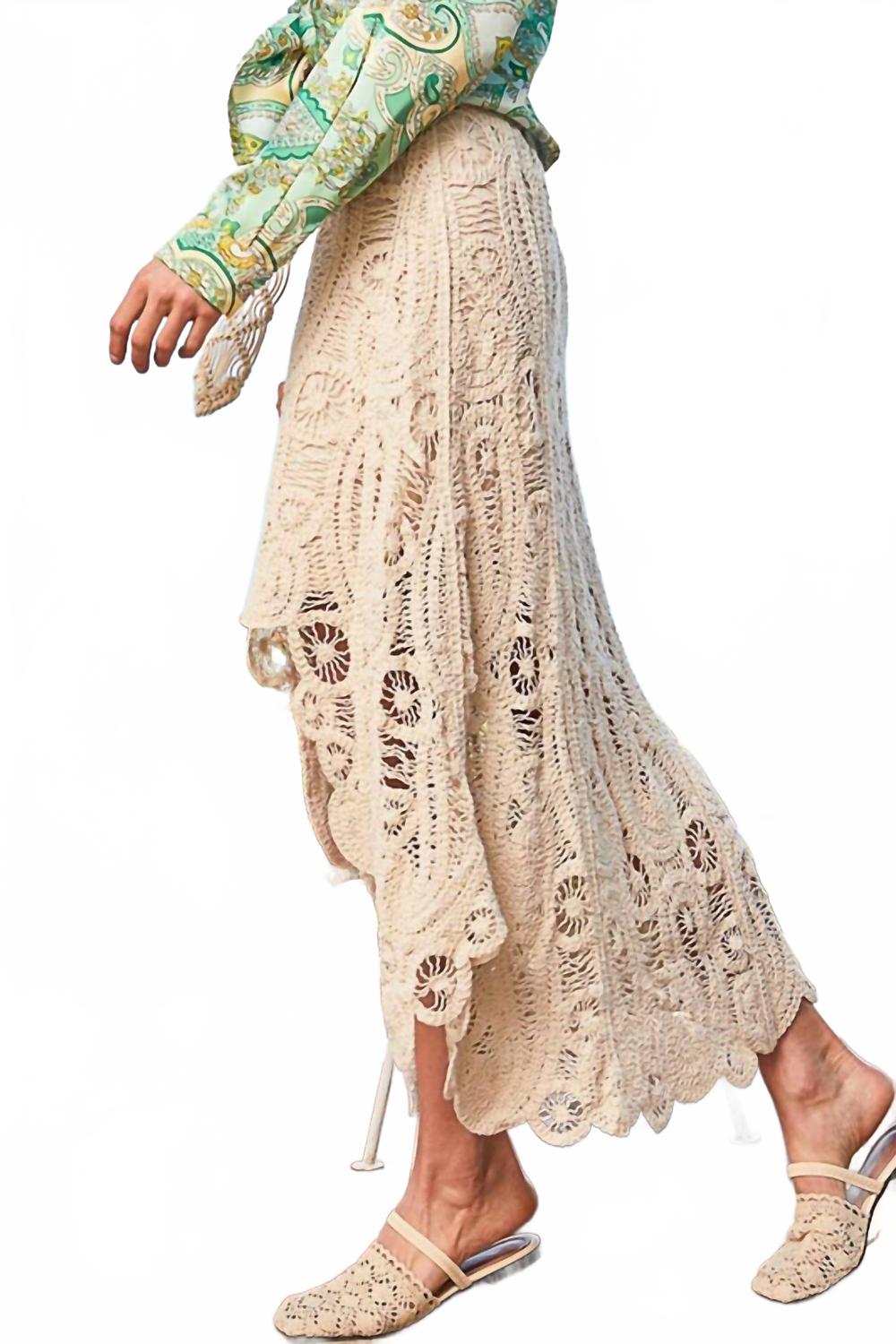 Пол Кружевная юбка с асимметричным краем в натуральном цвете POL
Пол Кружевная юбка с асимметричным краем в натуральном цвете POL