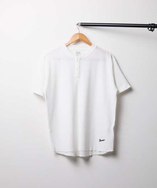 Футболка, крой оверсайз, бренд NUMBER (N)INE, цвет белый
Футболка, крой оверсайз, бренд NUMBER (N)INE, цвет белый