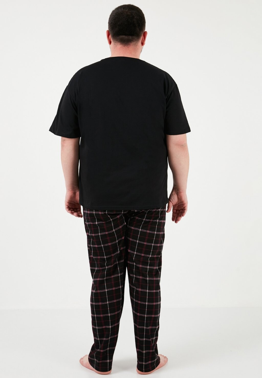 Пижамный комплект PLUS SIZE Buratti, черный
Пижамный комплект PLUS SIZE Buratti, черный