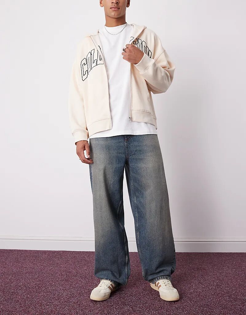 Джинсы COLLUSION X001 antifit в цвете stonewash
Джинсы COLLUSION X001 antifit в цвете stonewash