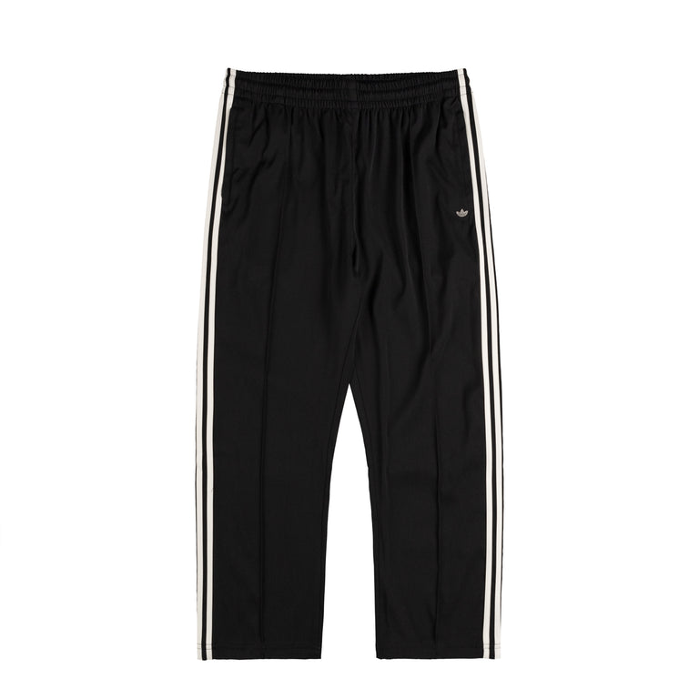 Брюки premium baggy track pant Adidas, черный
Брюки premium baggy track pant Adidas, черный