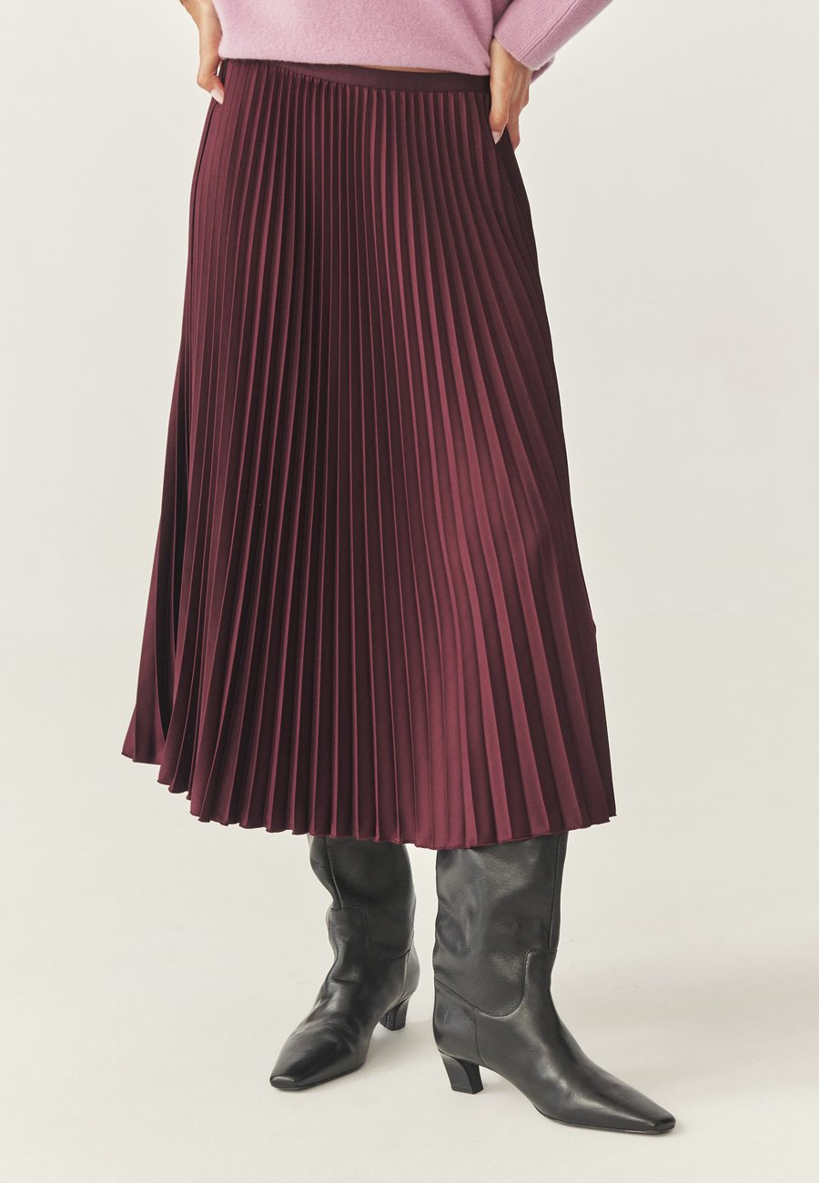 Юбка TATUUM A-line skirt, Red
Юбка TATUUM A-line skirt, Red