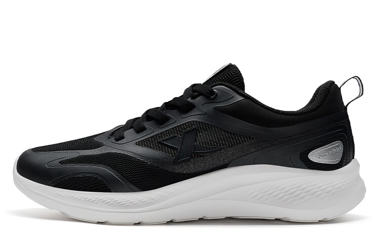 Кроссовки мужские низкие черные/белые Xtep
Кроссовки мужские низкие черные/белые Xtep