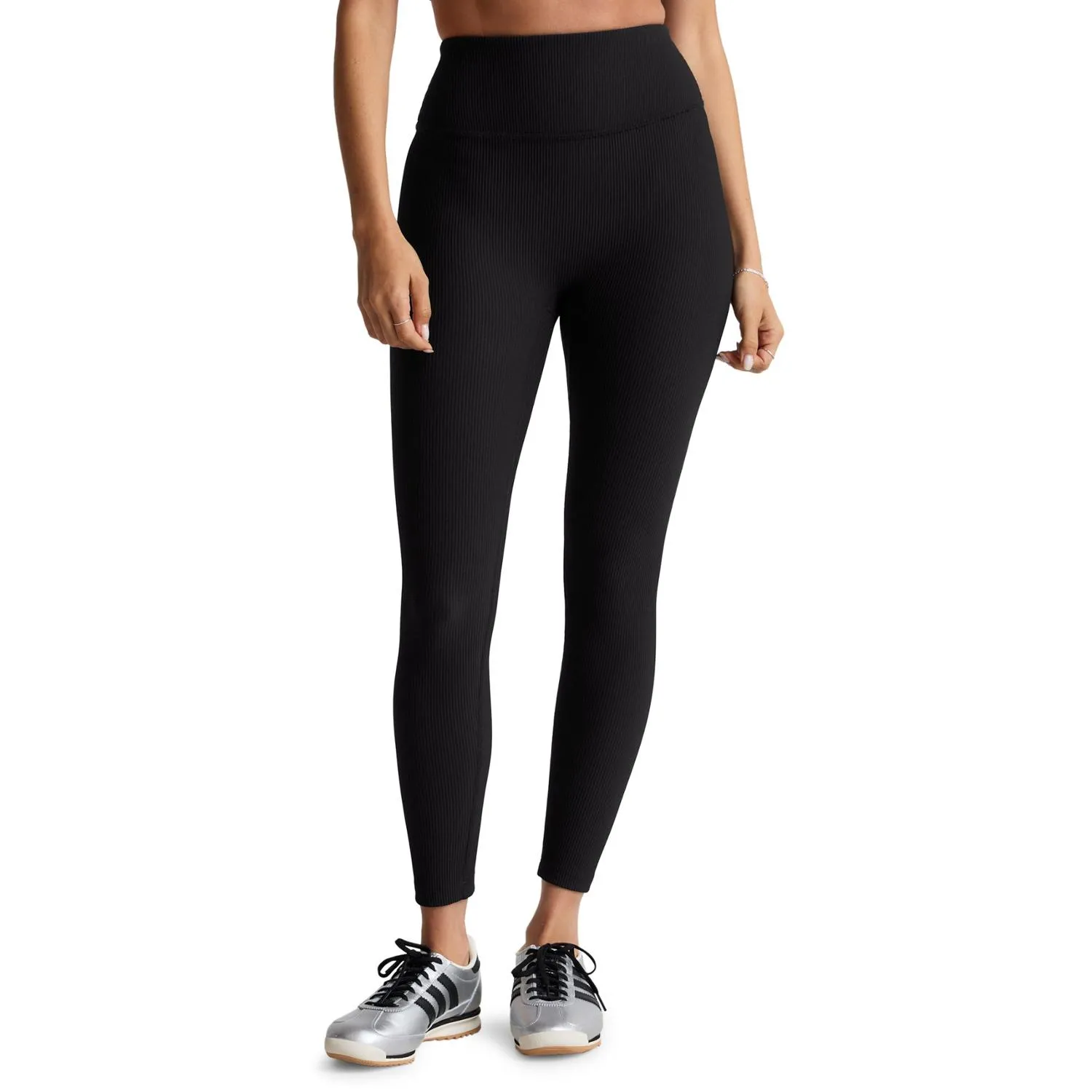 Импульсные ребристые миди леггинсы Beyond Yoga, Black Onyx
Импульсные ребристые миди леггинсы Beyond Yoga, Black Onyx