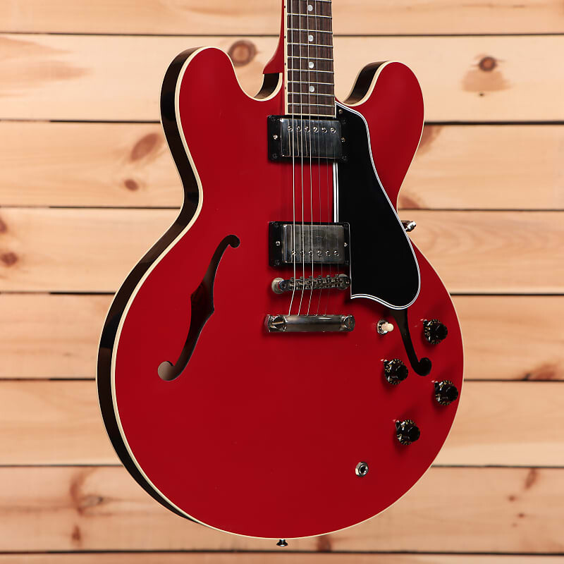 Электрогитара Gibson PSL 1959 ES-335 Ultra Light Aged - Cardinal Red/Black - A930387 - PLEK'd
Электрогитара Gibson PSL 1959 ES-335 Ultra Light Aged - Cardinal Red/Black - A930387 - PLEK'd