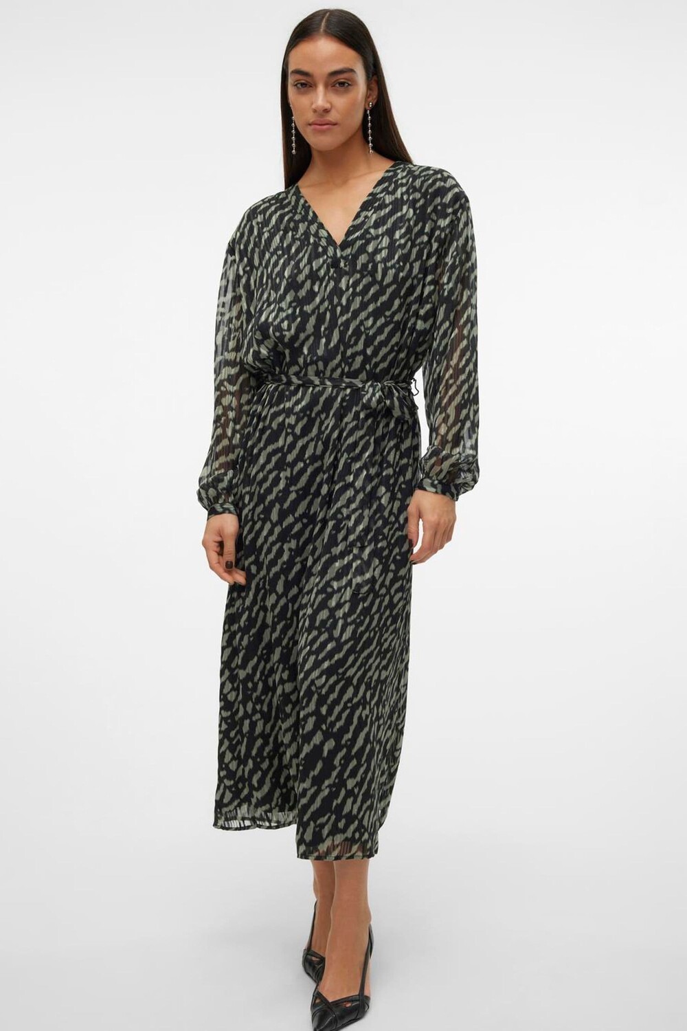 Шифоновое платье миди с животным принтом и поясом Vero Moda, зеленый
Шифоновое платье миди с животным принтом и поясом Vero Moda, зеленый