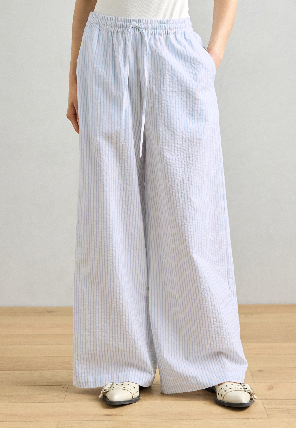 Брюки Lollys Laundry, светло-голубой
Брюки Lollys Laundry, светло-голубой