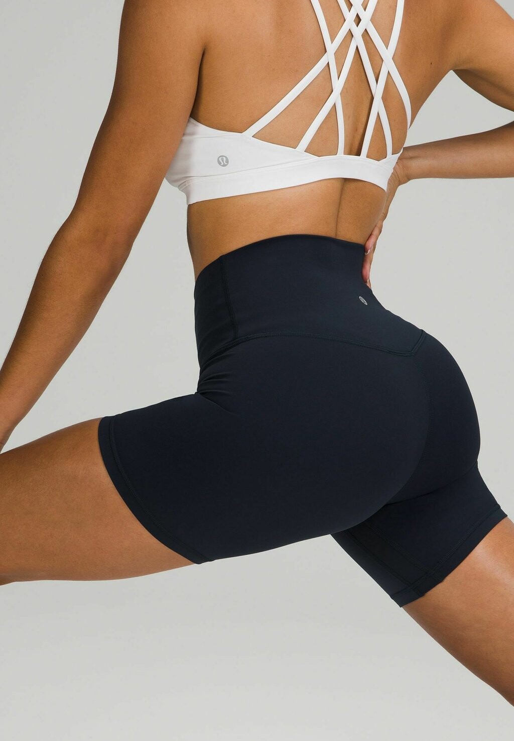 Шорты ALIGN™ HIGH-RISE 15CM lululemon, темно-синий
Шорты ALIGN™ HIGH-RISE 15CM lululemon, темно-синий