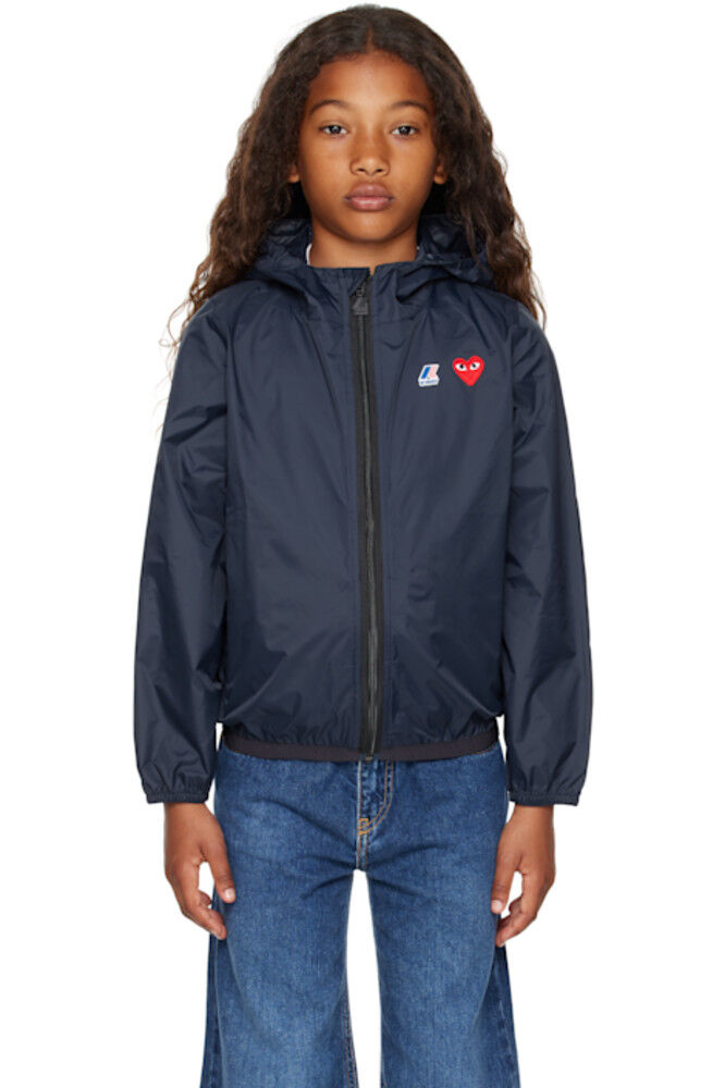 Детская темно-синяя куртка K-Way Edition на молнии COMME des GARÇONS PLAY
Детская темно-синяя куртка K-Way Edition на молнии COMME des GARÇONS PLAY