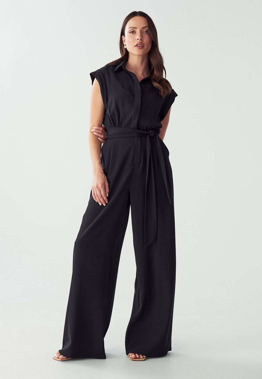 Комбинезон WILLA KOBE, Black
Комбинезон WILLA KOBE, Black